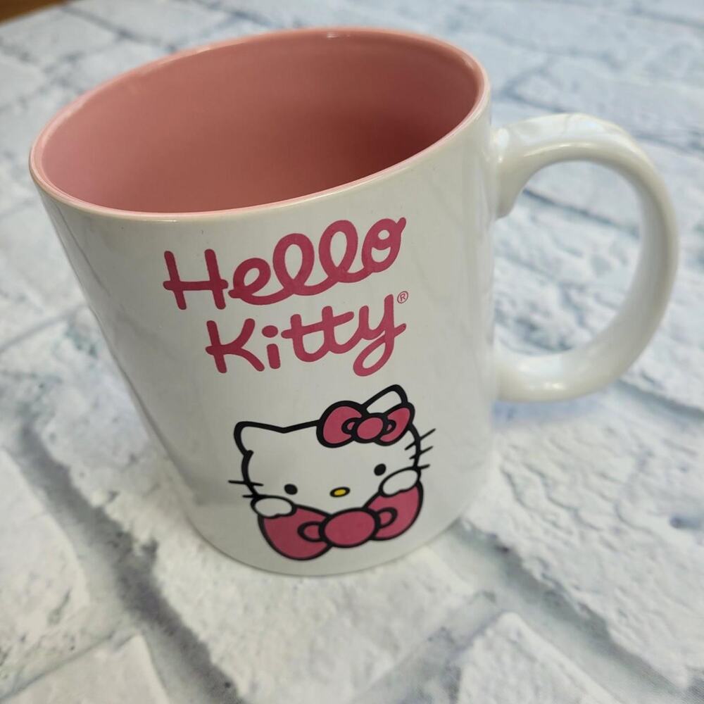 Hello Kitty Mug Ceramic 20 ounce